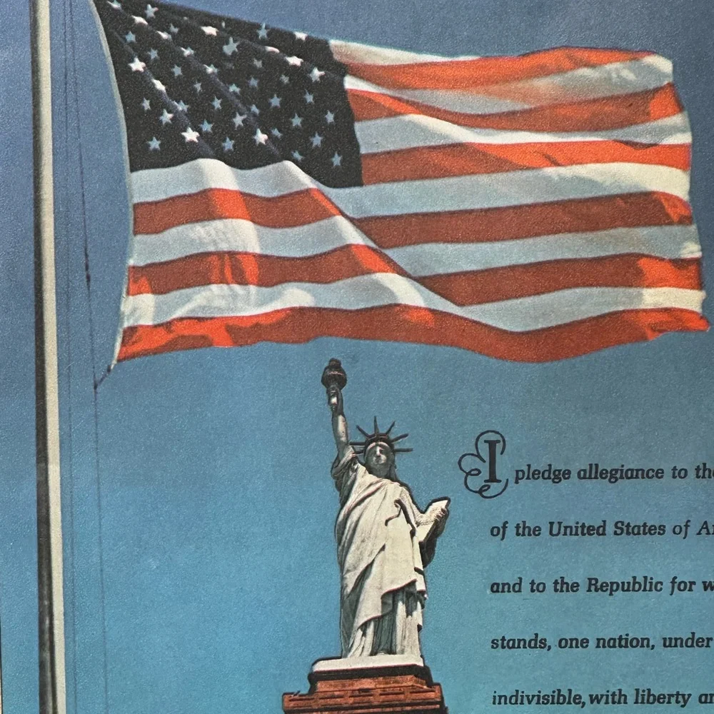 1967 Pledge of allegiance to the flag Gold Decorative Picture Frame Patriotic